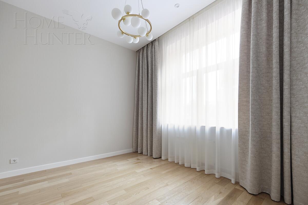 4-КОМН. КВАРТИРА С ОТДЕЛКОЙ 197.3 М² НА 4 ЭТАЖЕ