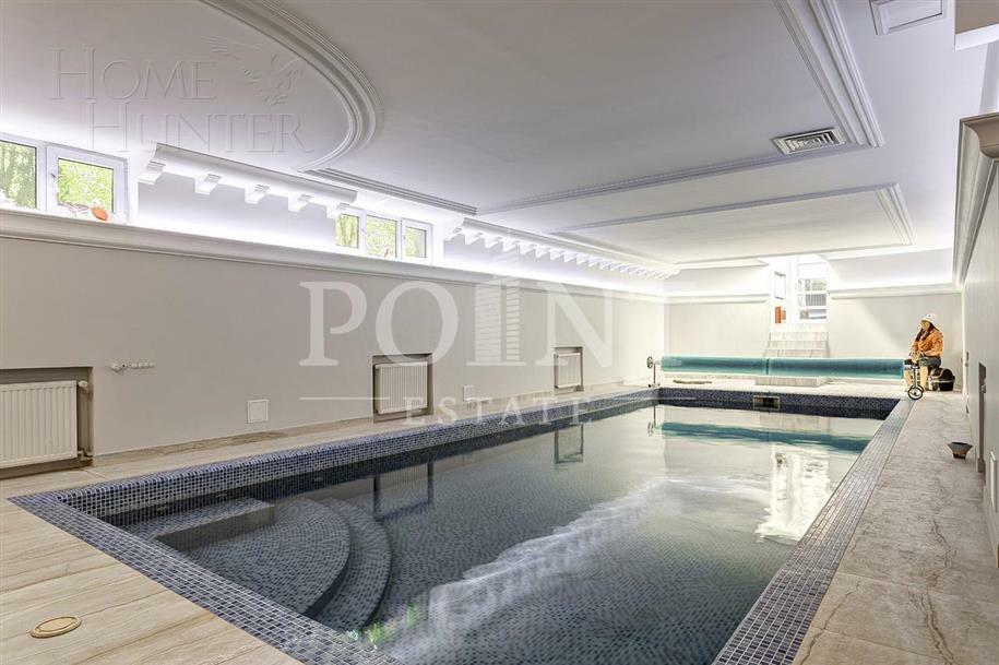 2-этажный коттедж 850 м² с отделкой