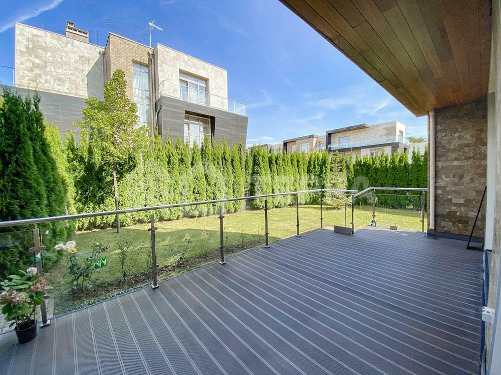 3-этажный таунхаус 360 м² с отделкой