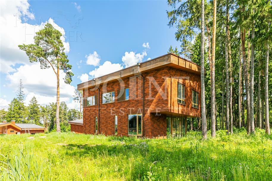 2-этажный коттедж 850 м² с отделкой