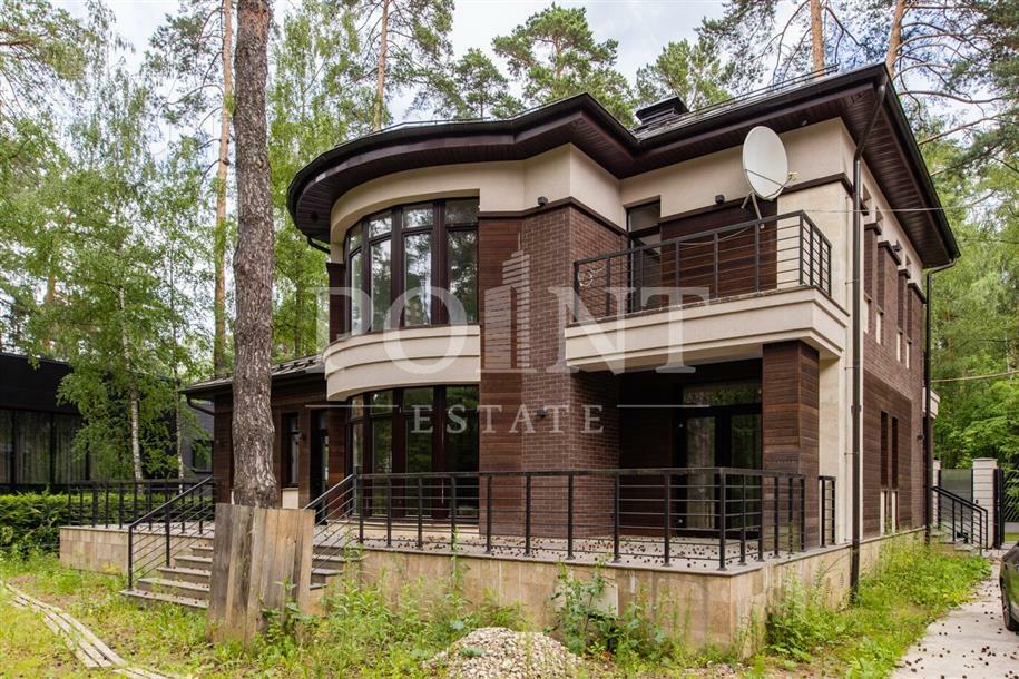 2-этажный коттедж 3 748 м² без отделки