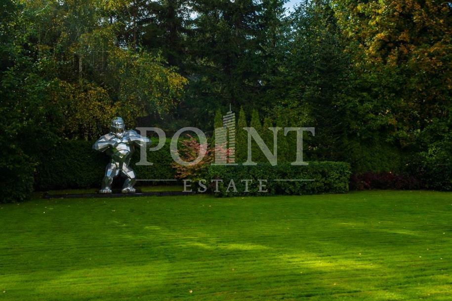 1-этажный коттедж 650 м² с отделкой