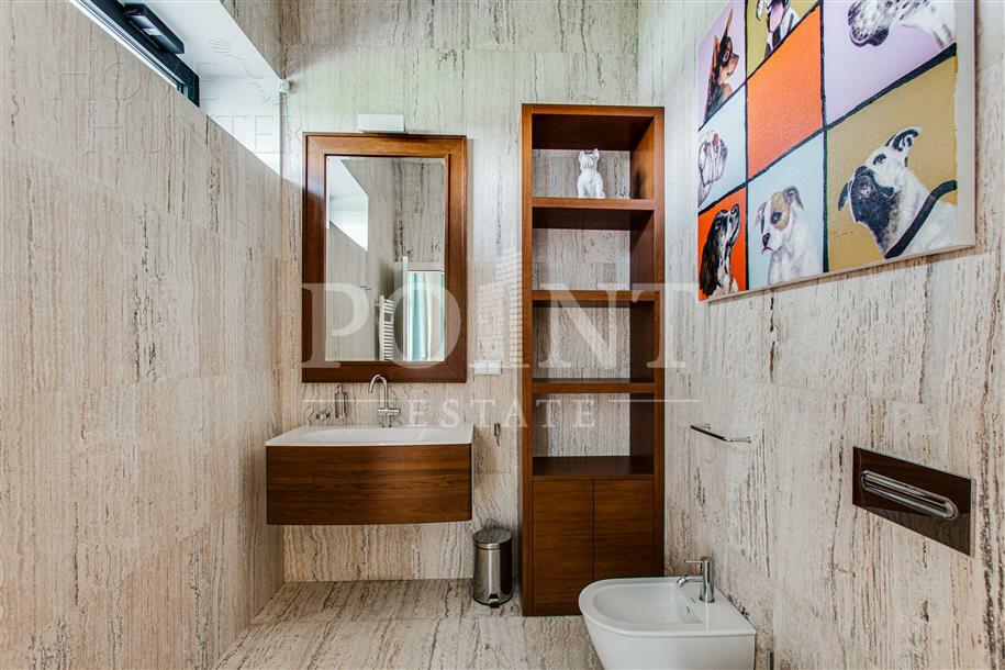 2-этажный коттедж 1 508 м² с отделкой