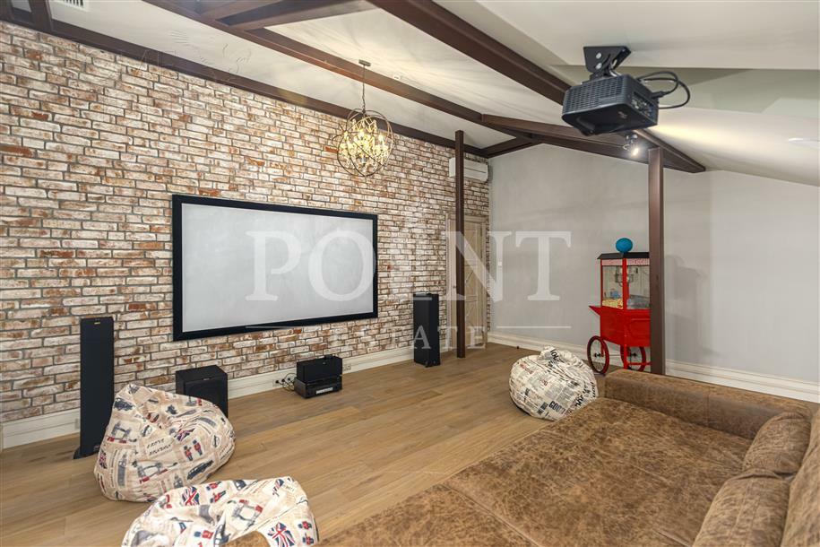 2-этажный коттедж 720 м² с отделкой