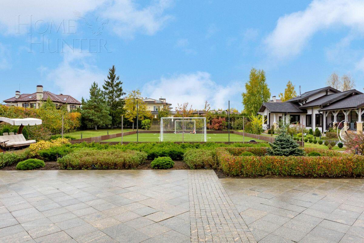 2-этажный коттедж 1 280 м² с отделкой