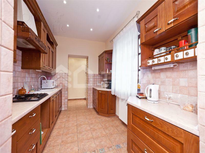 2-этажный коттедж 600 м² с отделкой