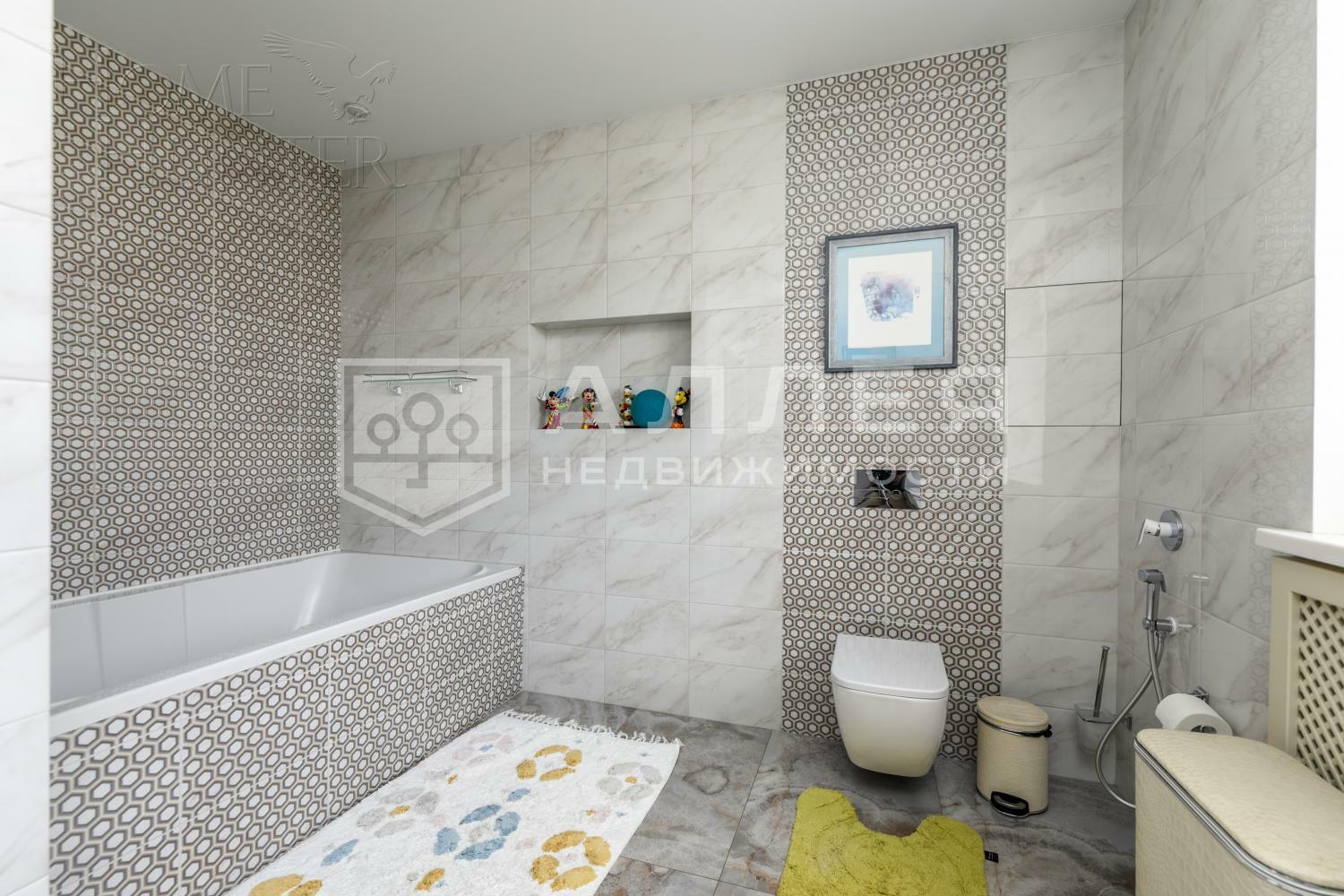 2-этажный коттедж 320 м² с отделкой