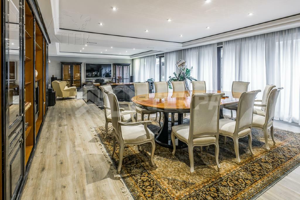 КОТТЕДЖ 650 м² с отделкой