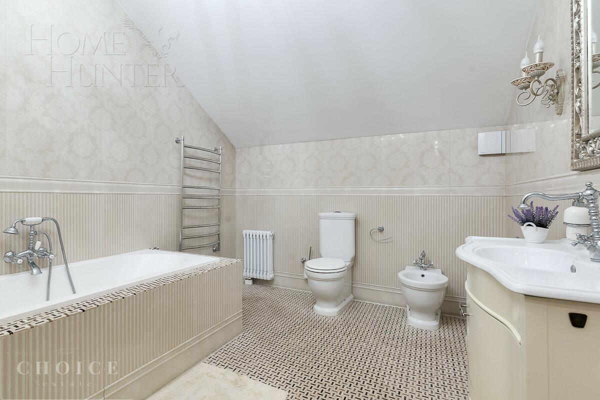 2-этажный коттедж 440 м² с отделкой