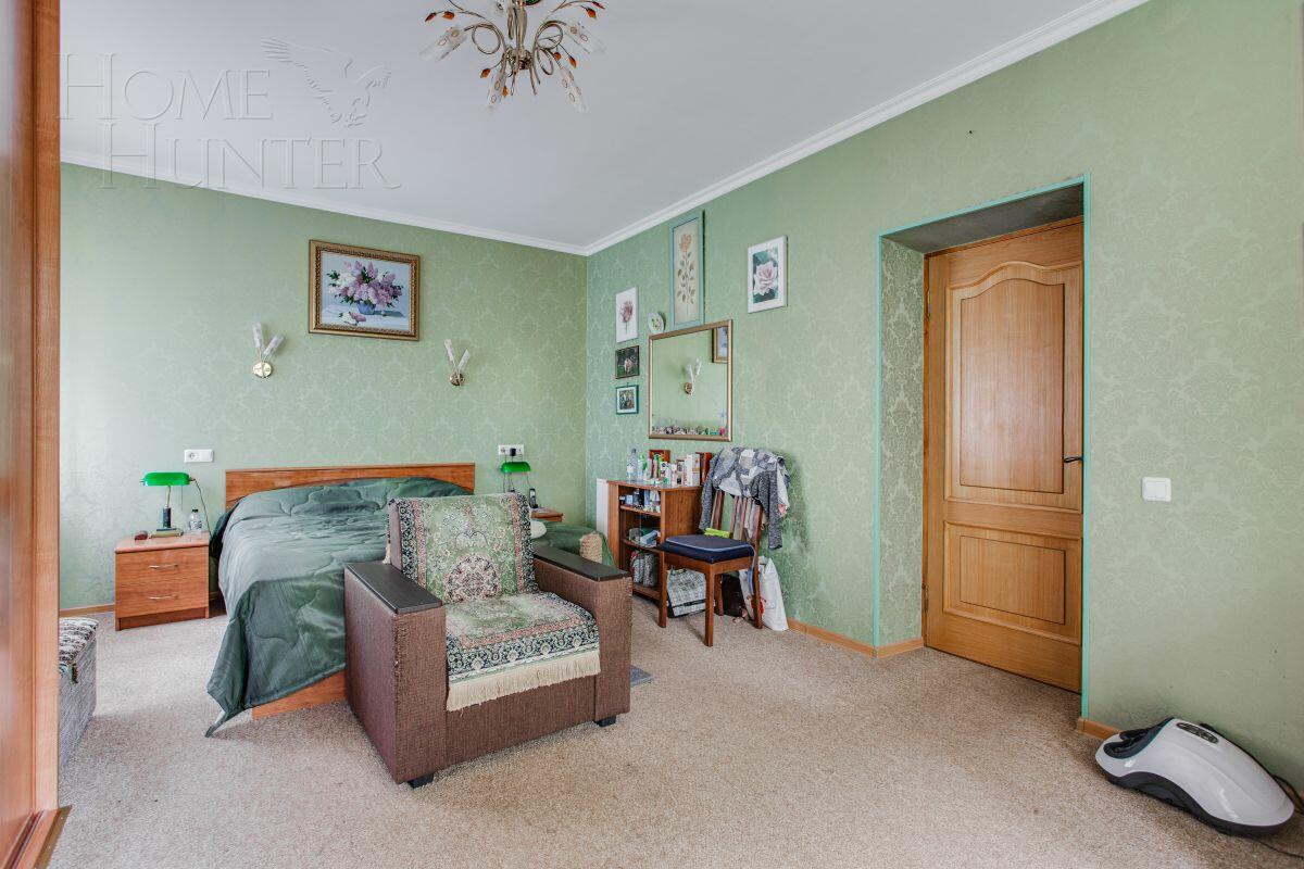 2-этажный коттедж 880 м² с отделкой