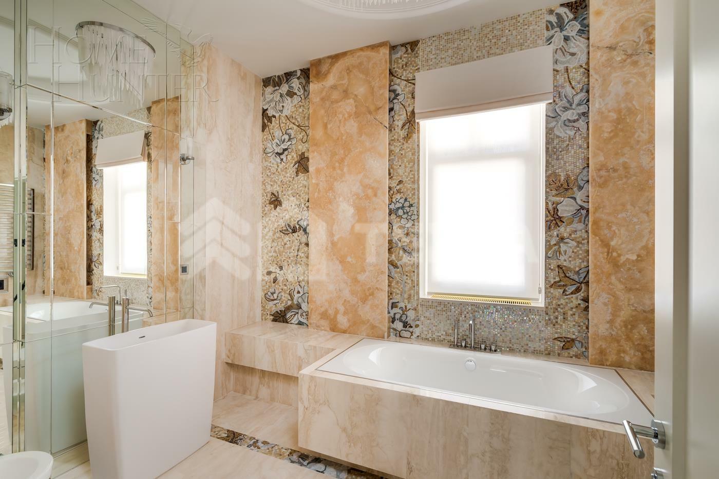 2-этажный коттедж 1 015 м² с отделкой