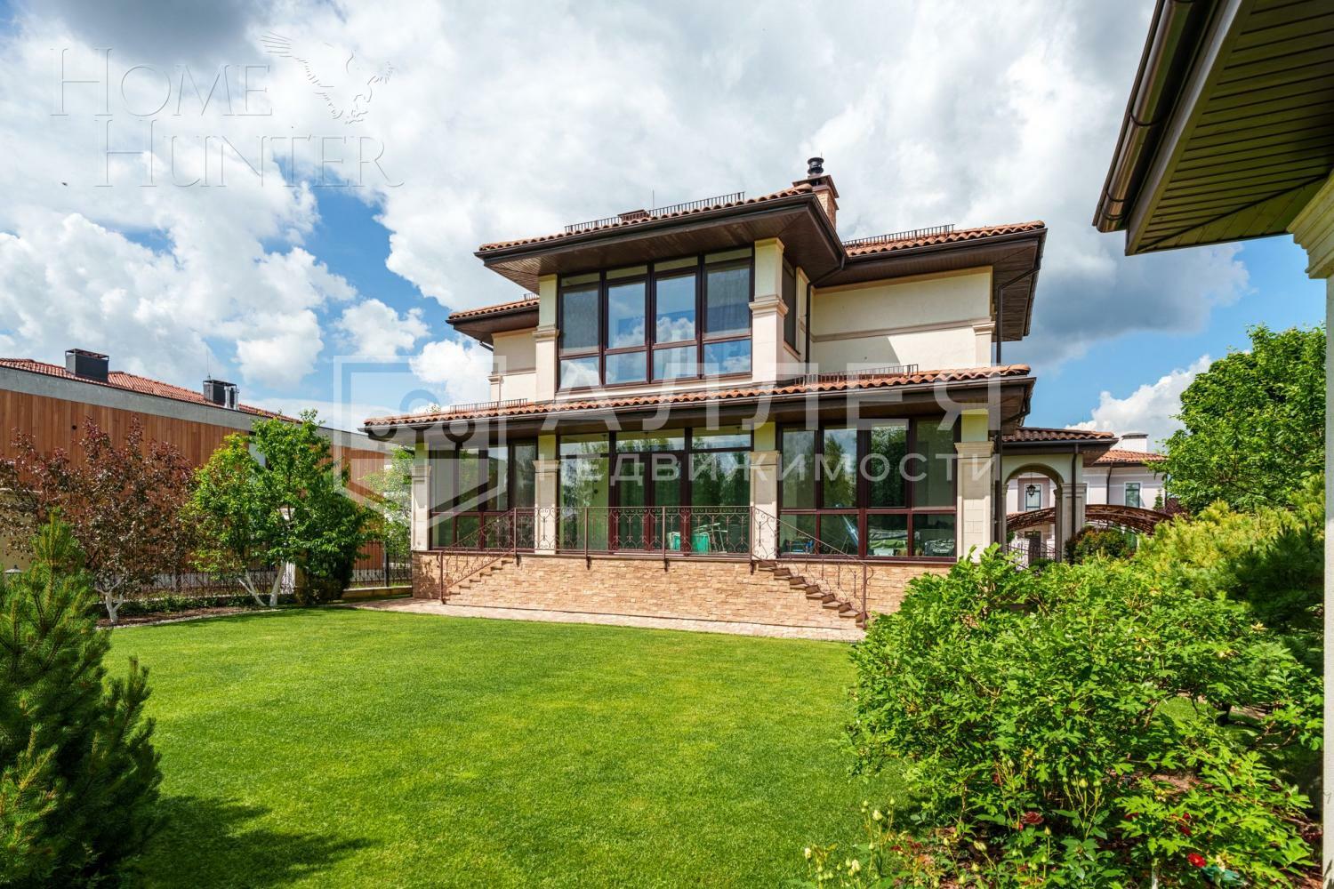 2-этажный коттедж 355 м² с отделкой