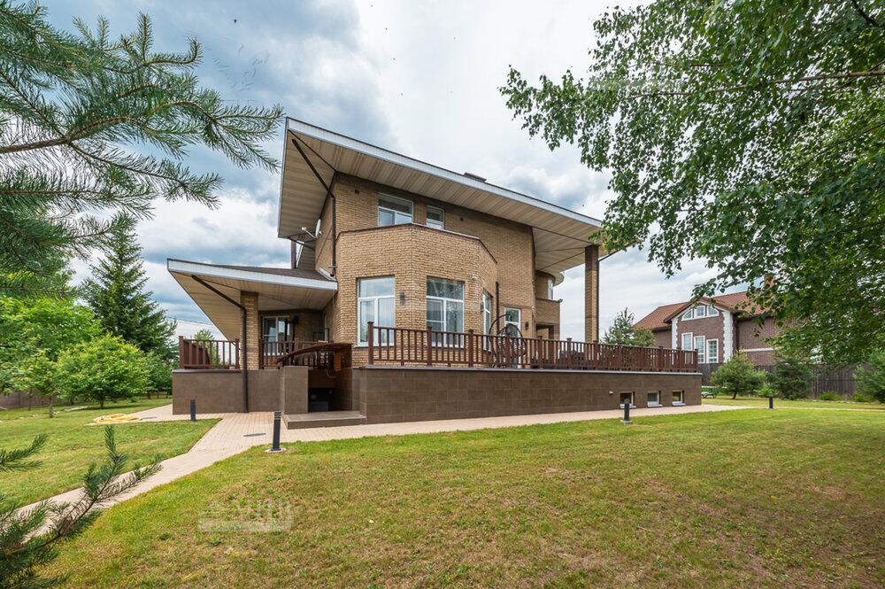 2-этажный коттедж 520 м² с отделкой