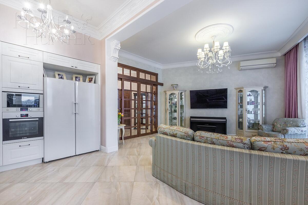 4-КОМН. КВАРТИРА С ОТДЕЛКОЙ 132.5 М² НА 4 ЭТАЖЕ