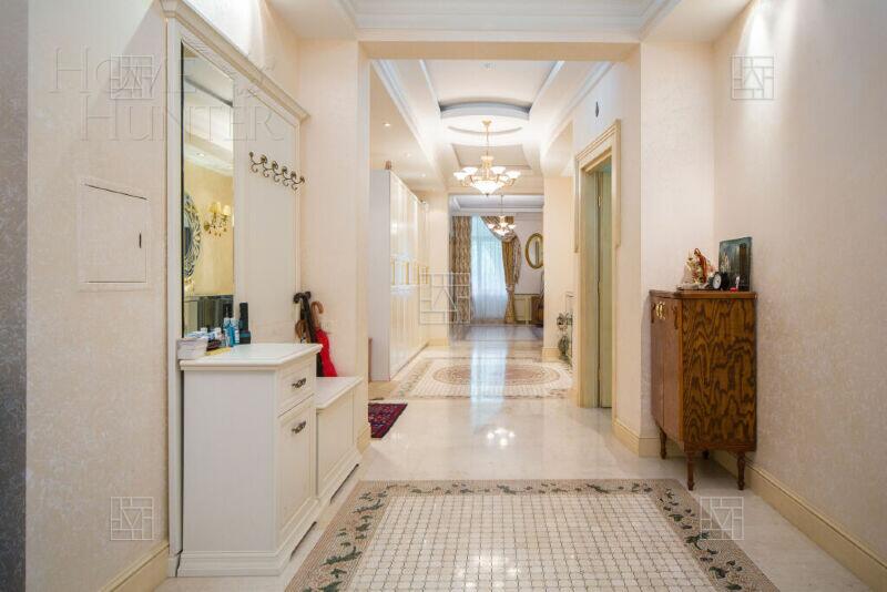 2-УРОВНЕВАЯ КВАРТИРА С ОТДЕЛКОЙ 420 М² НА 1 ЭТАЖЕ