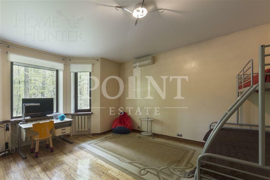 2-этажный коттедж 300 м² с отделкой