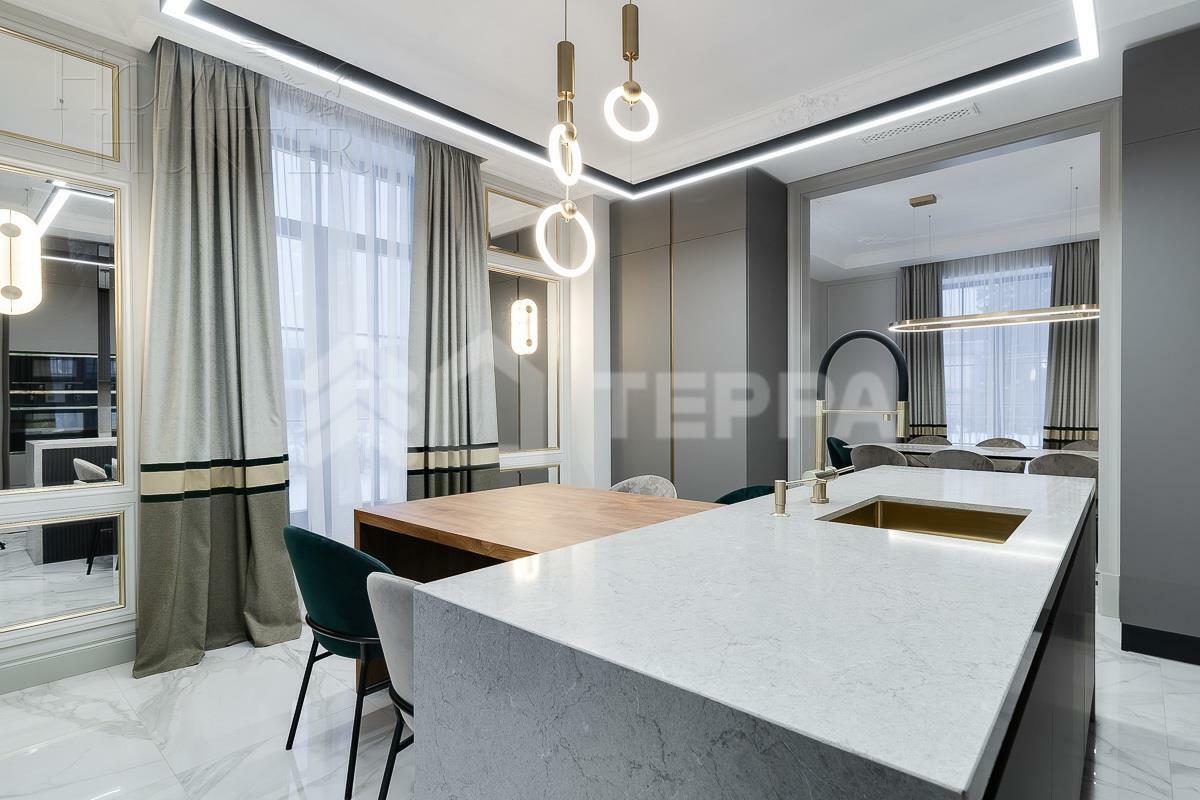 2-этажный коттедж 610 м² с отделкой