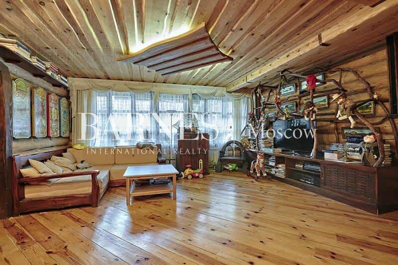 2-этажный коттедж 340 м² с отделкой