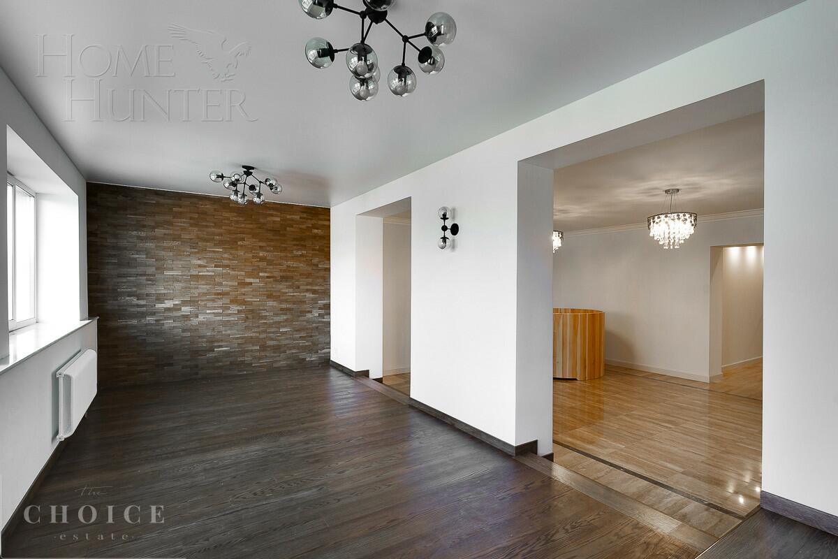 2-этажный коттедж 400 м² с отделкой