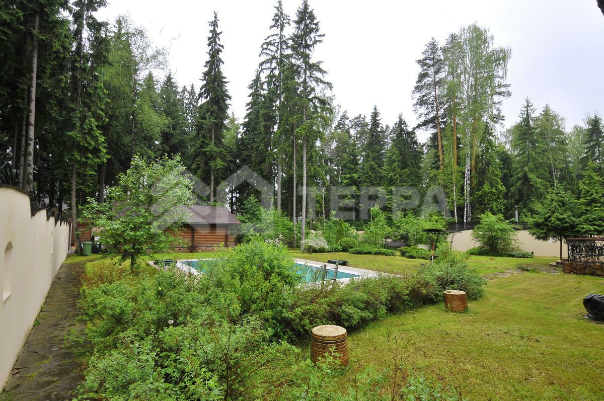 КОТТЕДЖ 560 м² с отделкой