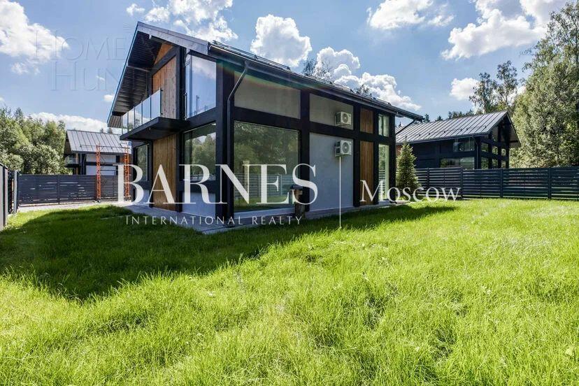 2-этажный коттедж 230 м² без отделки