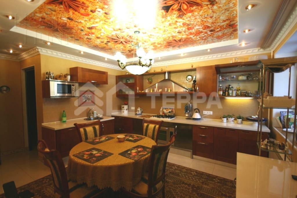 2-этажный коттедж 750 м² с отделкой