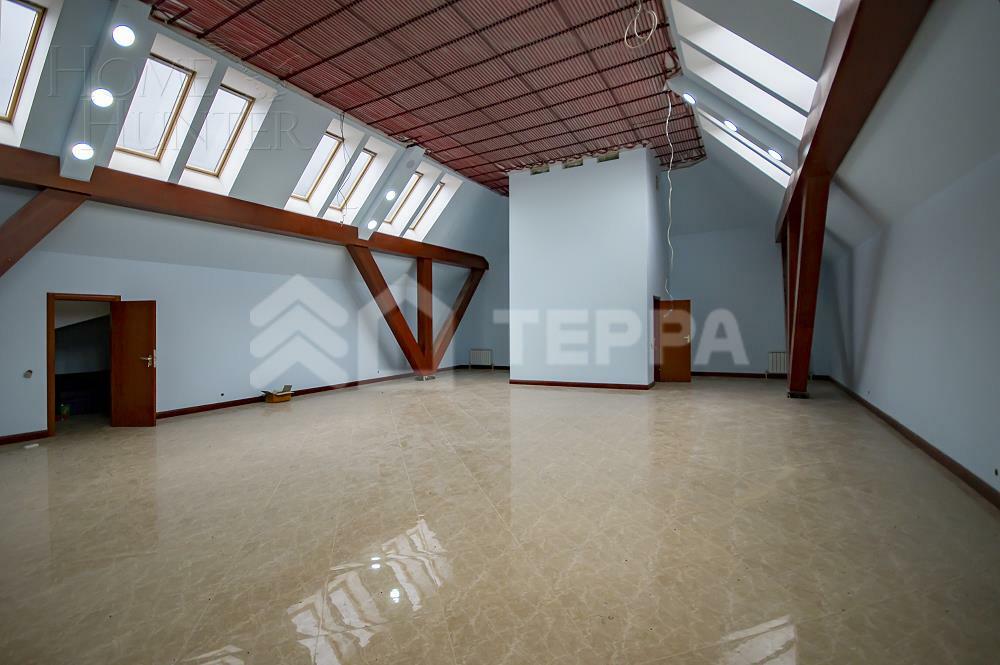 2-этажный коттедж 1 200 м² с отделкой