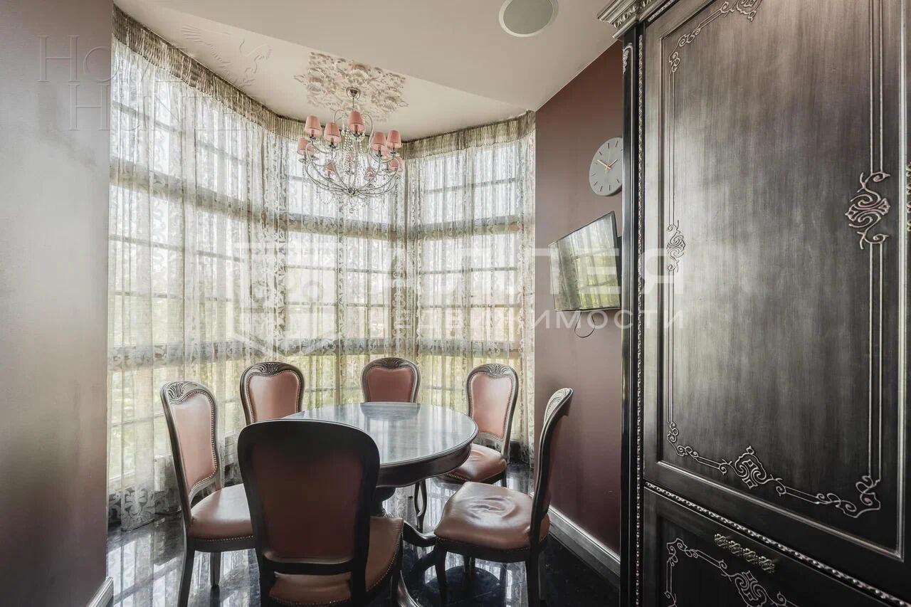 2-этажный коттедж 1 500 м² с отделкой