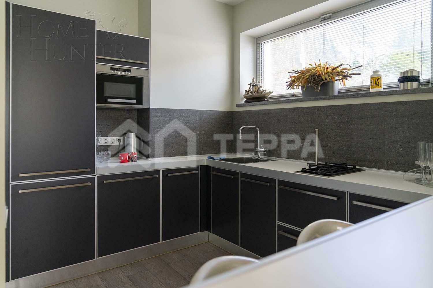 2-этажный коттедж 1 518 м² с отделкой