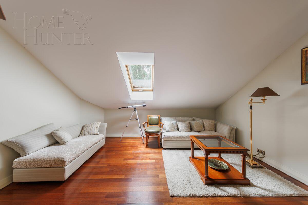 2-этажный коттедж 398.2 м² с отделкой