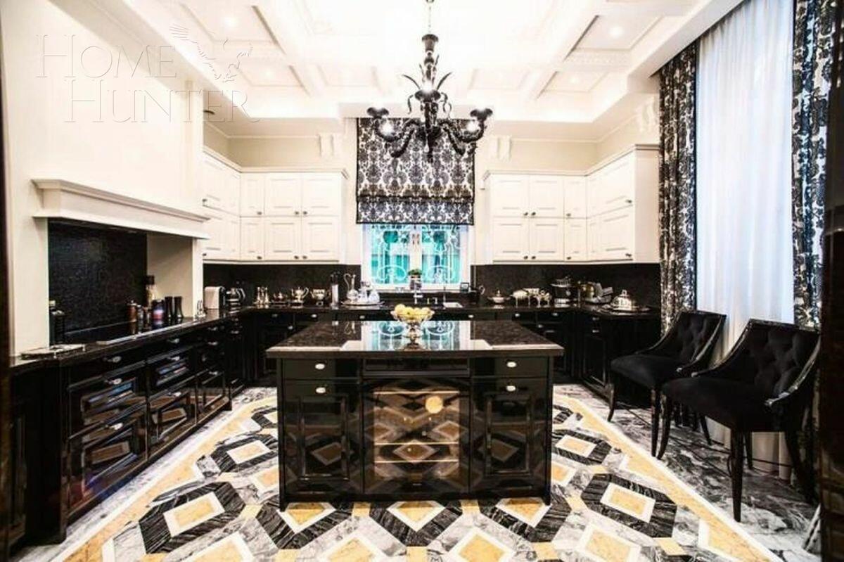 2-этажный коттедж 650 м² с отделкой