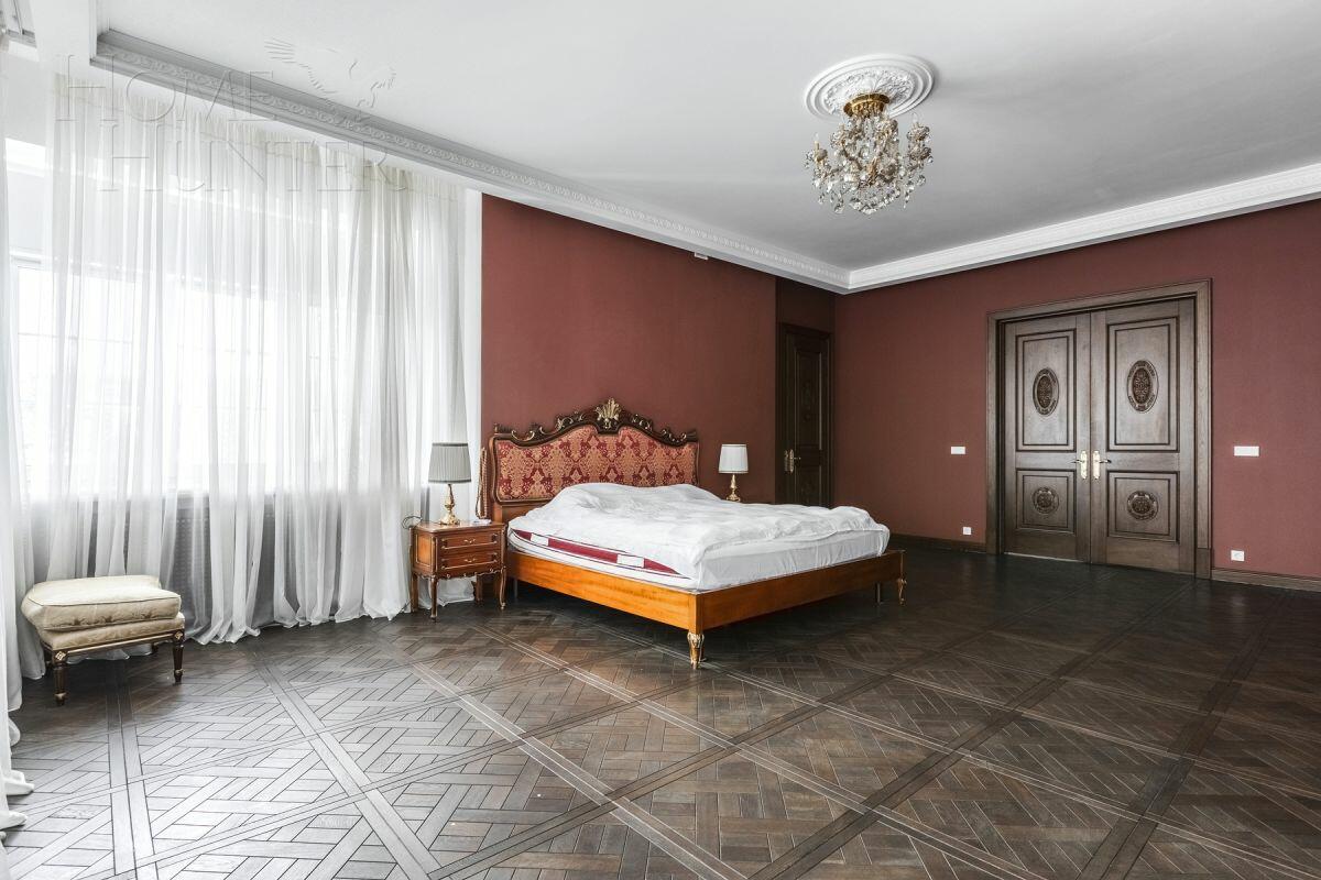 2-этажный коттедж 817 м² с отделкой