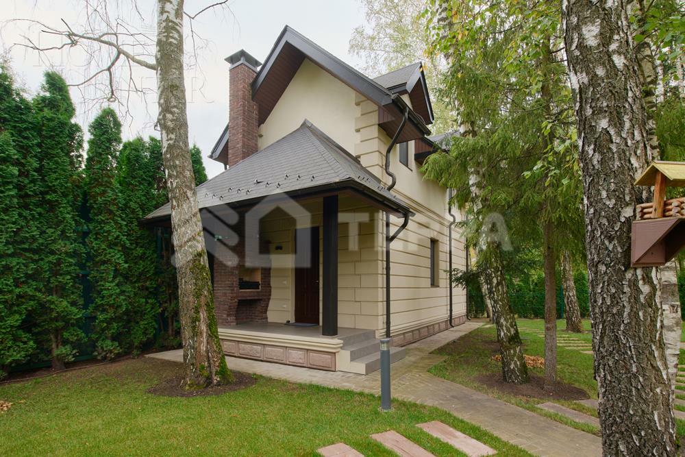 2-этажный коттедж 500 м² с отделкой