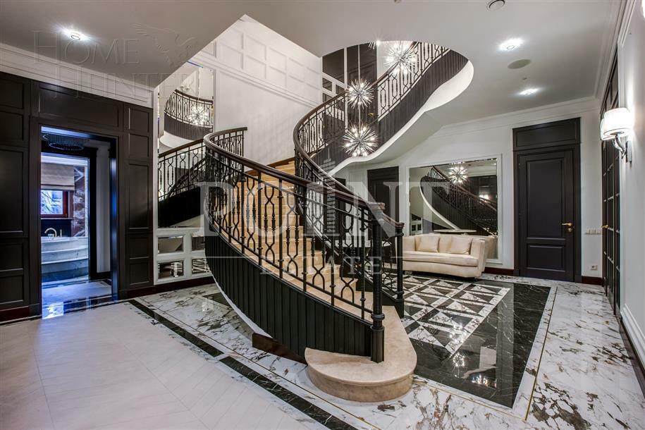 2-этажный коттедж 691 м² с отделкой