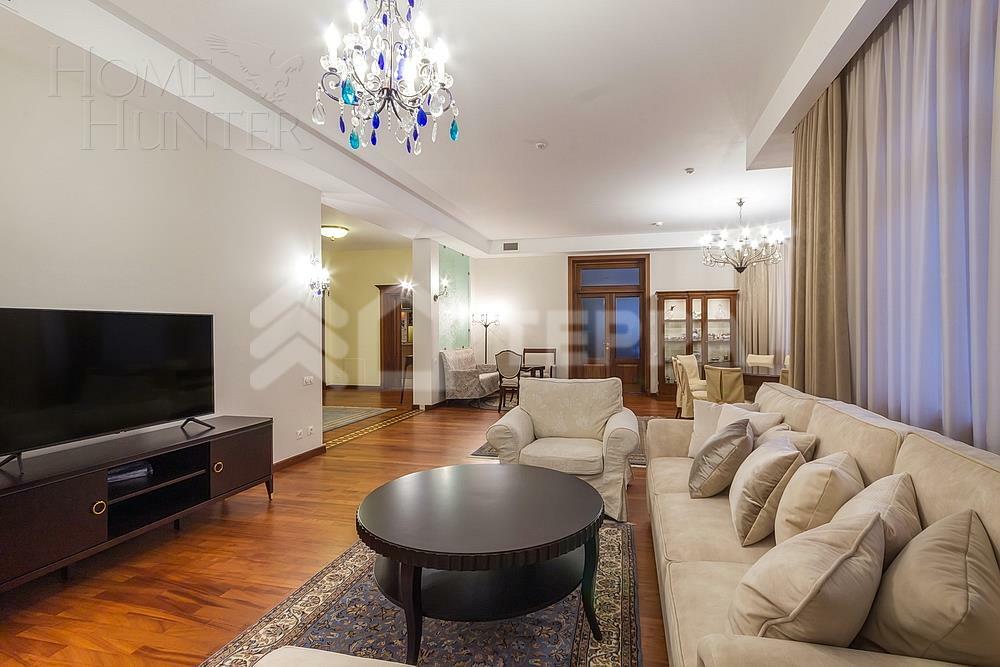 2-этажный коттедж 1 159 м² с отделкой