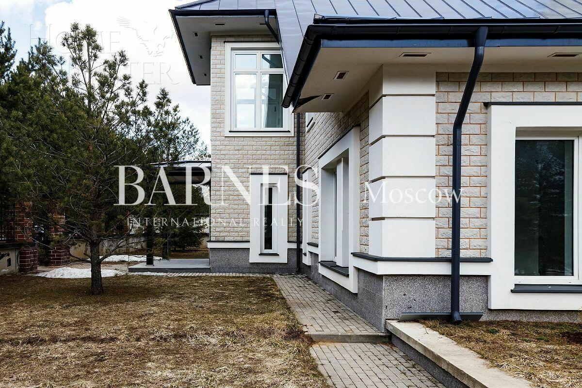 2-этажный коттедж 796 м² с отделкой