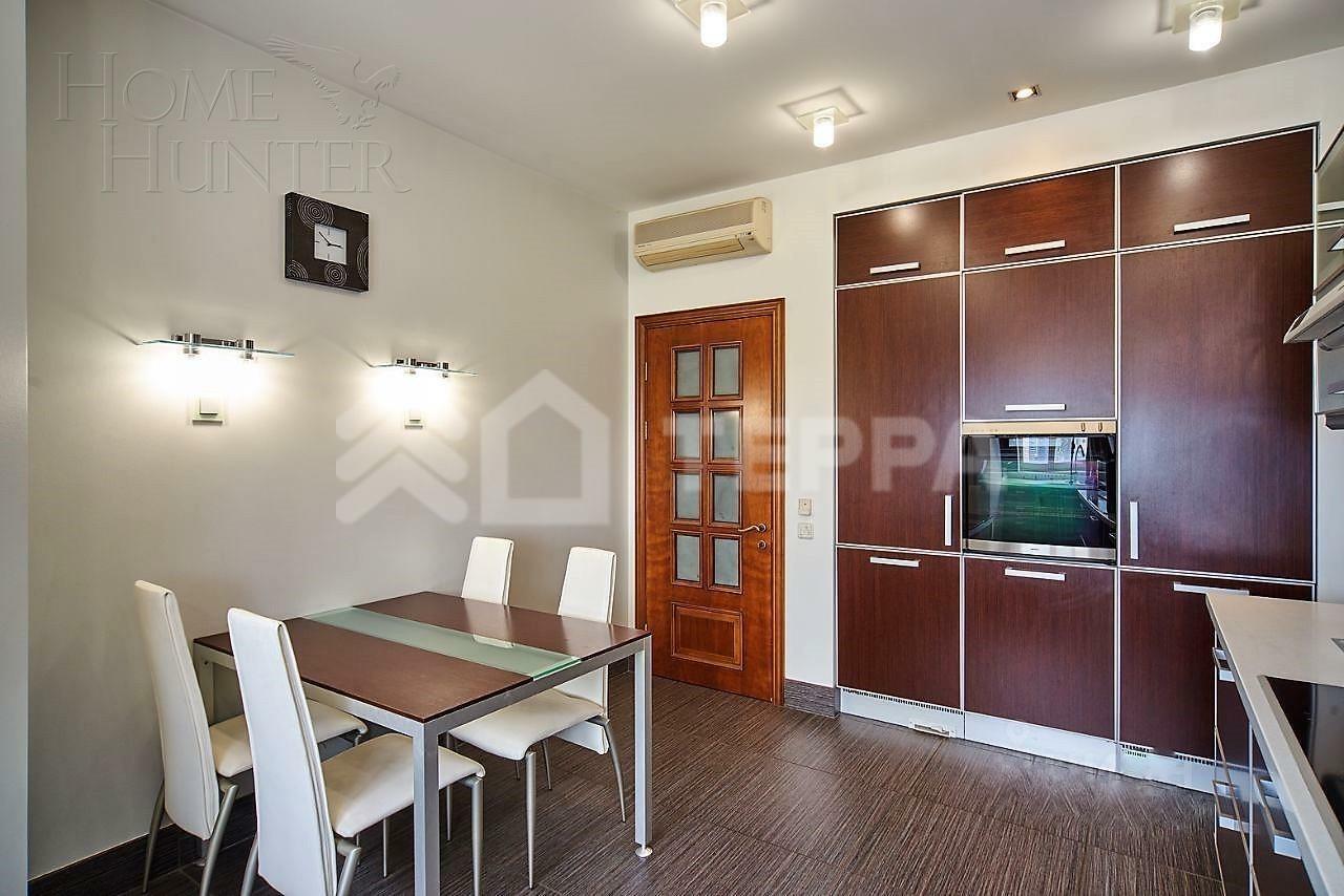 2-УРОВНЕВЫЙ ПЕНТХАУС С ОТДЕЛКОЙ 200 М² НА 25 ЭТАЖЕ