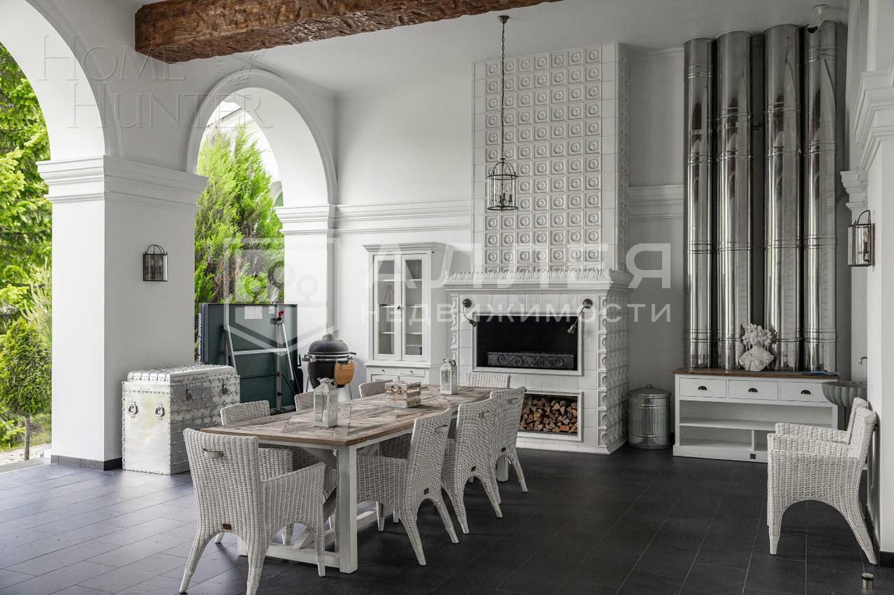 2-этажный коттедж 2 000 м² с отделкой