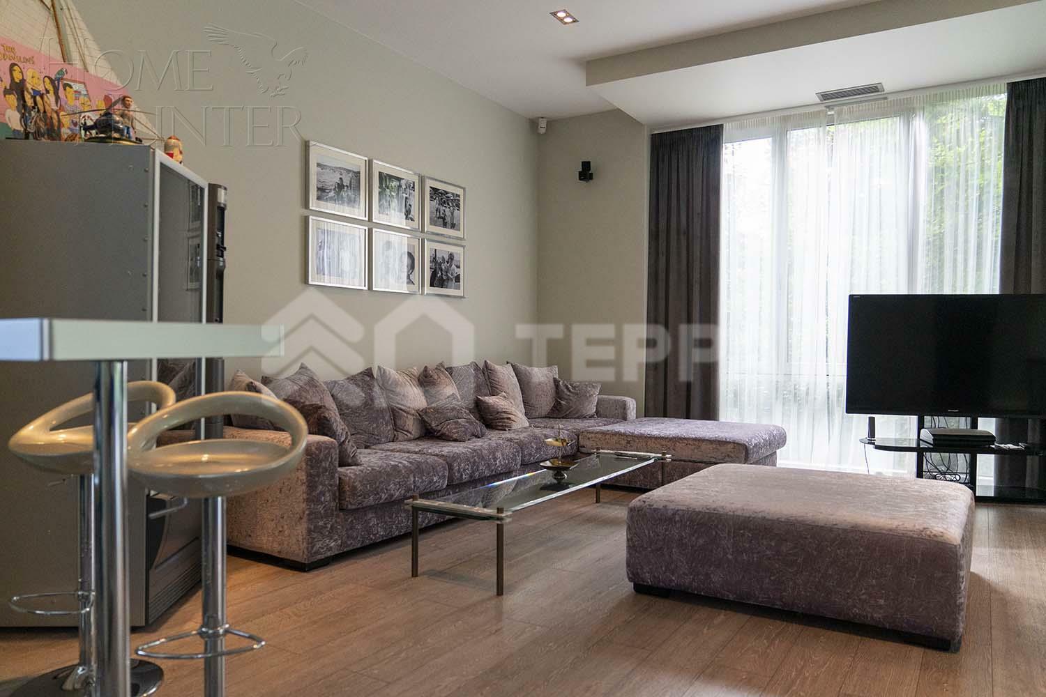 2-этажный коттедж 1 518 м² с отделкой