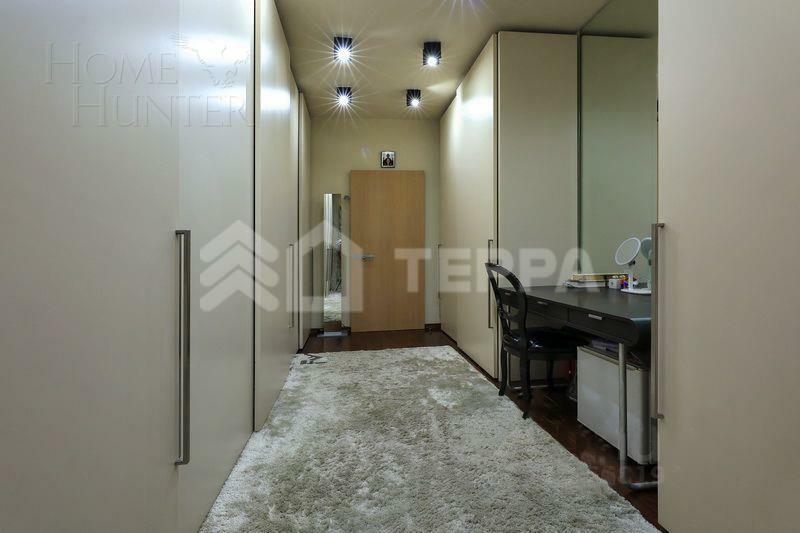 3-этажный коттедж 500 м² с отделкой