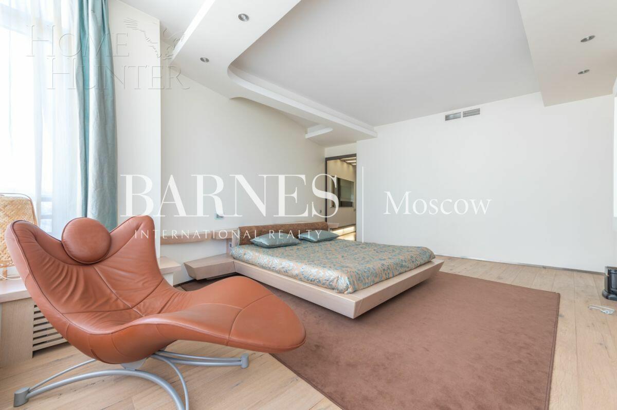 3-КОМН. КВАРТИРА С ОТДЕЛКОЙ 200.8 М² НА 5 ЭТАЖЕ