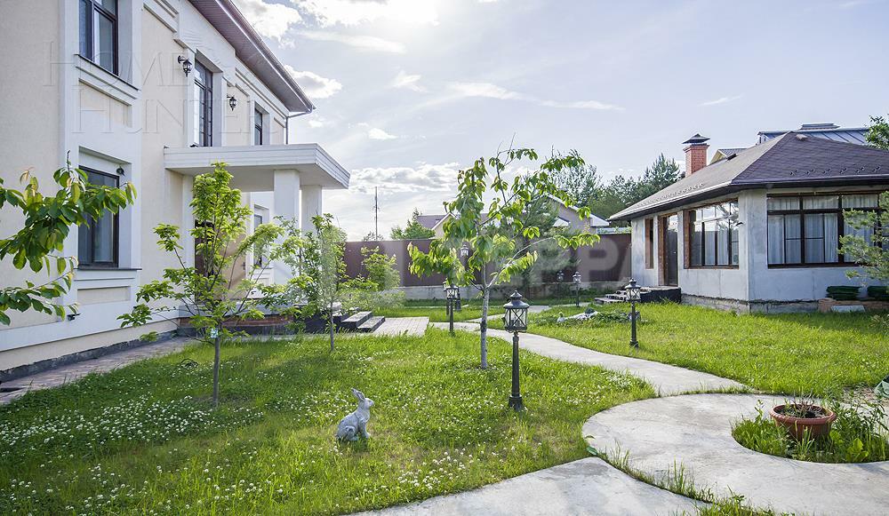 2-этажный коттедж 450 м² без отделки