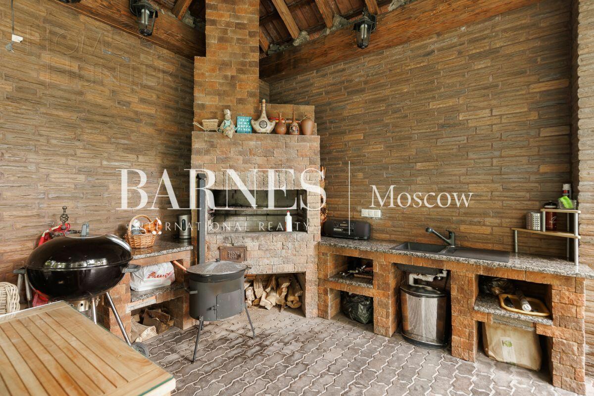 2-этажный коттедж 398.2 м² с отделкой