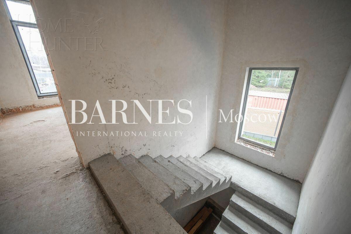 2-этажный коттедж 250 м² без отделки