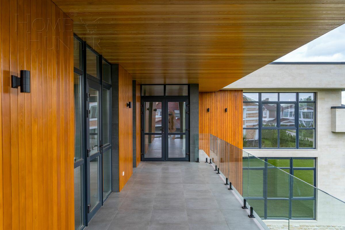 2-этажный коттедж 640 м² с отделкой