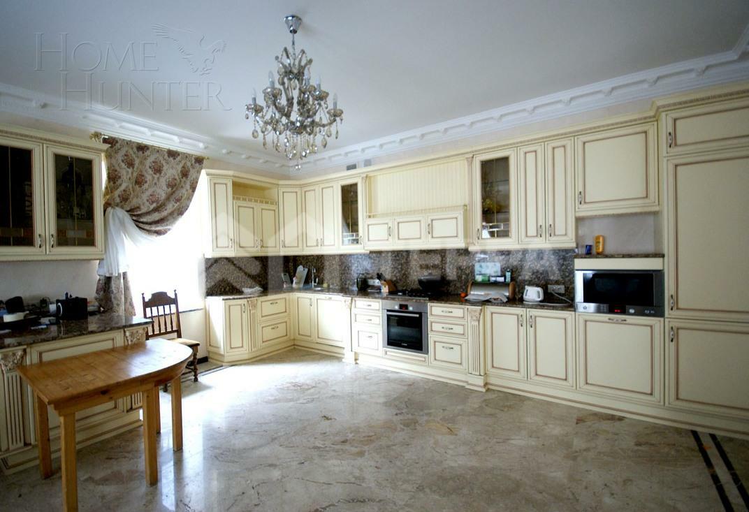 2-этажный коттедж 935 м² с отделкой