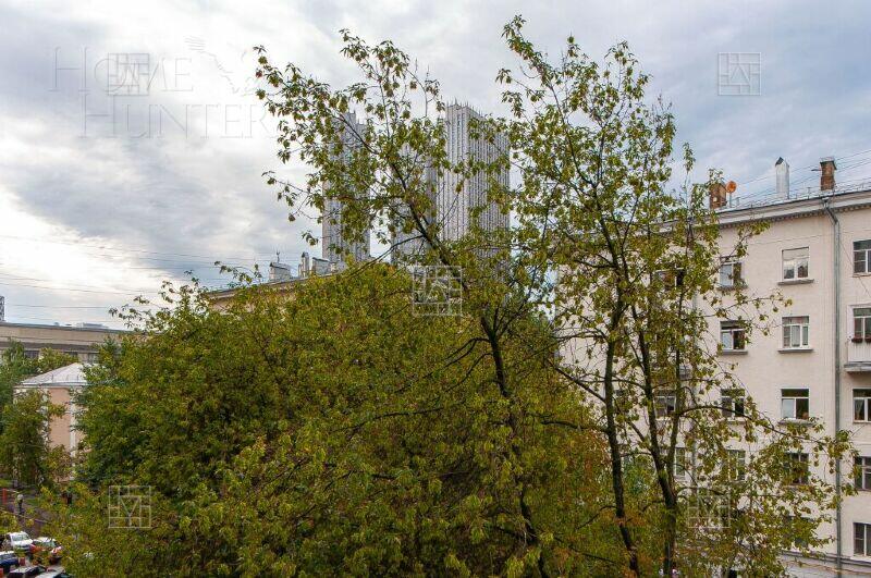 6-КОМН. КВАРТИРА С ОТДЕЛКОЙ 300.3 М² НА 4 ЭТАЖЕ