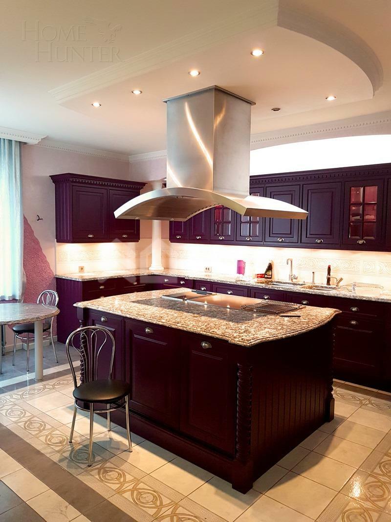 3-КОМН. КВАРТИРА С ОТДЕЛКОЙ 210 М² НА 1 ЭТАЖЕ