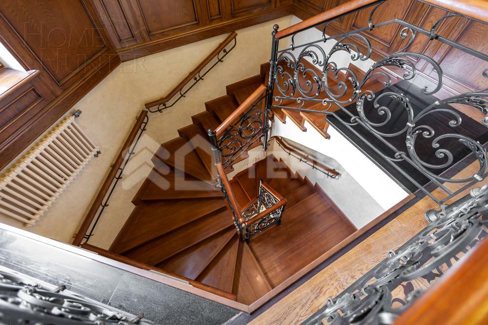 КОТТЕДЖ 900 м² с отделкой