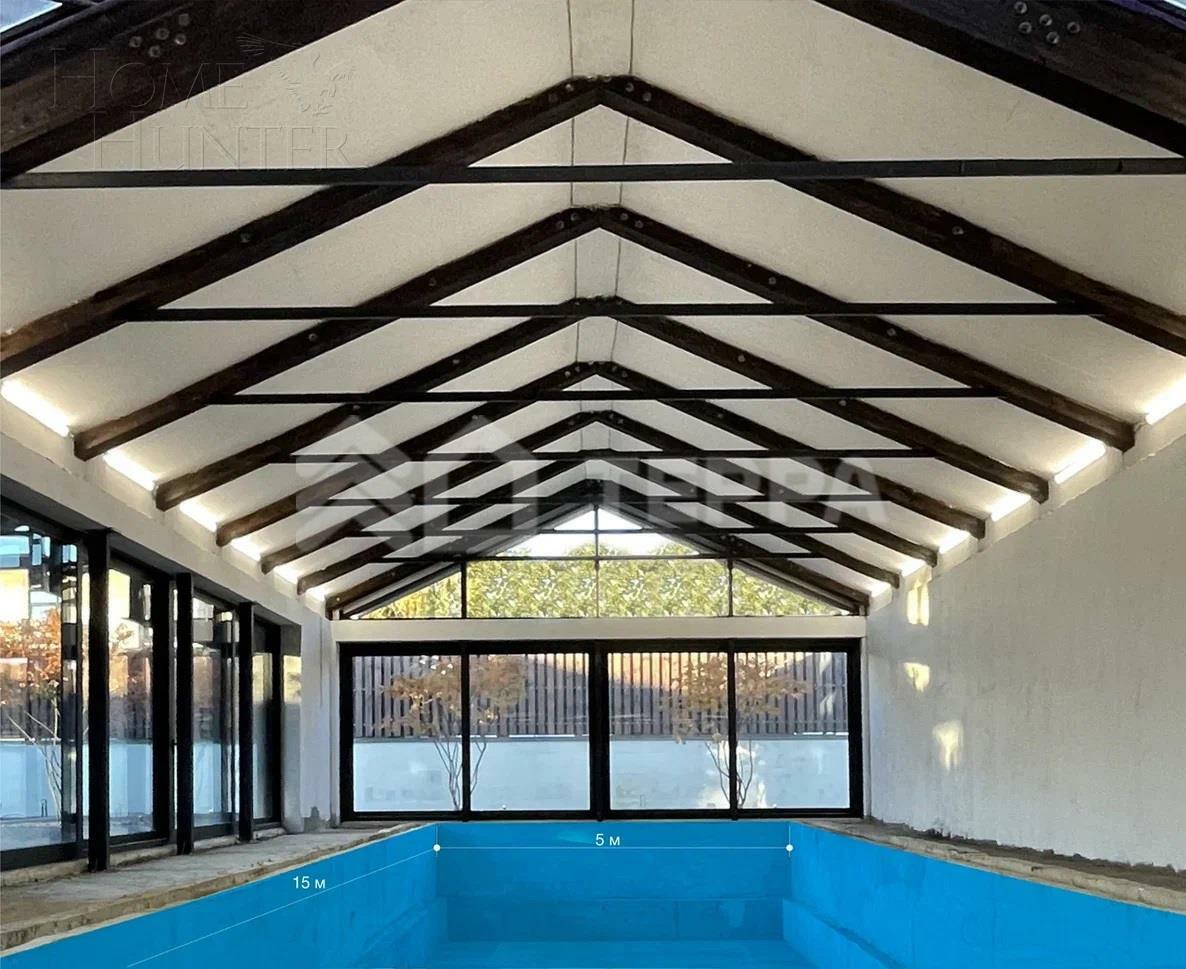 3-этажный коттедж 1 770 м² без отделки